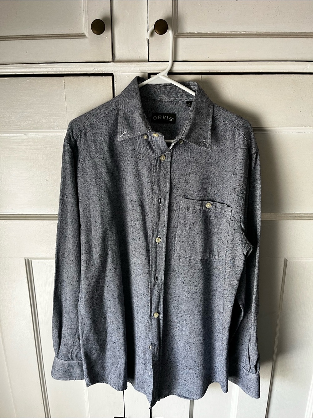 Orvis Men's Grey Button-Up Shirt - Size M